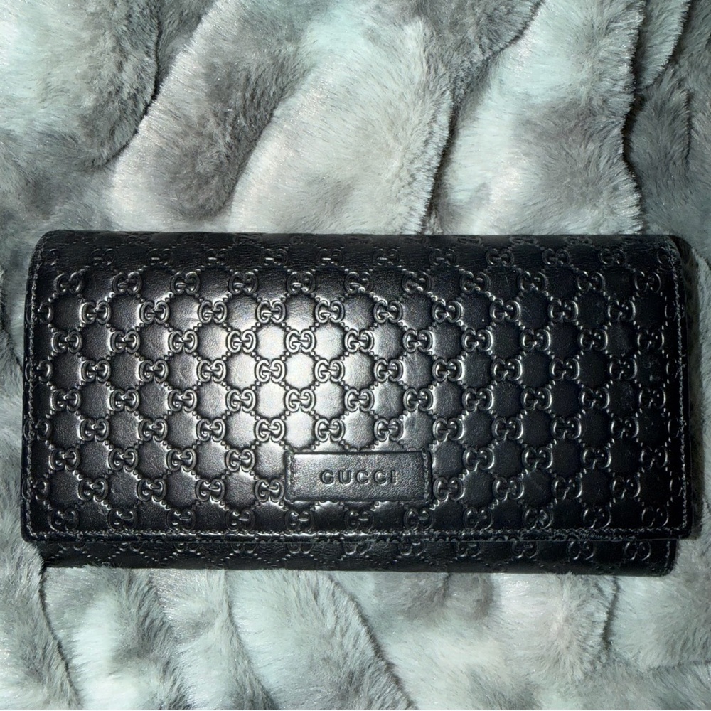GUCCI Black Micro Guccissima Leather Wallet